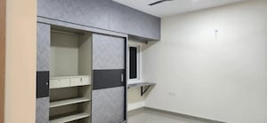 Room in 2.5 BHK Apartment at Mantri Webcity, Hennur – for Rent