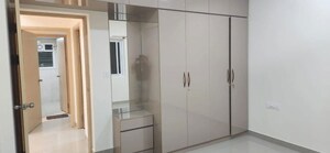 Room in 2.5 BHK Apartment at Mantri Webcity, Hennur – for Rent