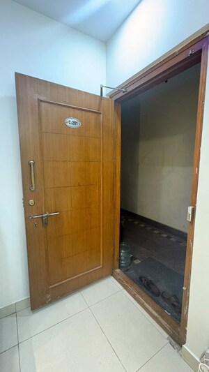 Furnished Amenities in 3 BHK Apartment at Shriram Luxor, Hennur Road – for Rent