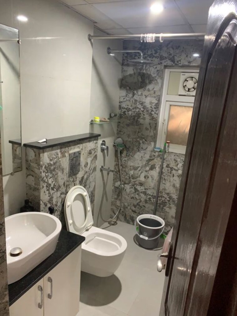 Bathroom, sikka-kimaantra-greens 3 Bedroom 1355 Sq.Ft. Apartment In Sector 79 Noida 10535478