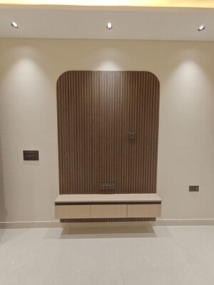 Furnished Amenities in 4 BHK Builder Floor at Indrapuram – for Sale