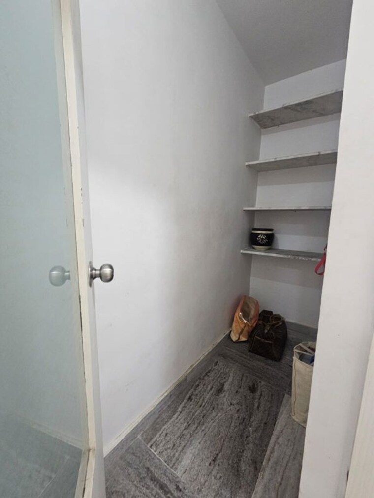 Bathroom, hiranandani-gardens-lake-castle 3 Bedroom 1470 Sq.Ft. Apartment In Powai Mumbai 10535501
