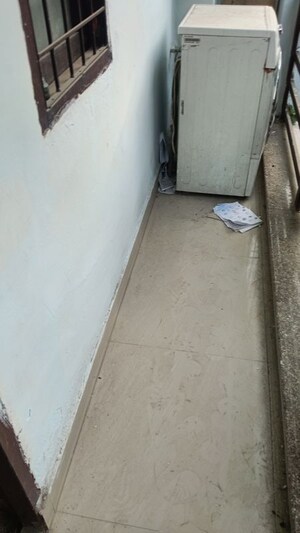 Balcony in 1 RK Builder Floor at Suncity – for Rent