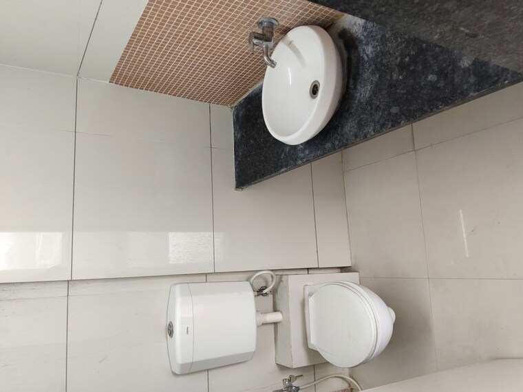 Bathroom, chandkheda 2 Bedroom 1200 Sq.Ft. Apartment In Chandkheda Ahmedabad 10535507