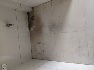 Room in 2 BHK Apartment at Chandkheda – for Sale