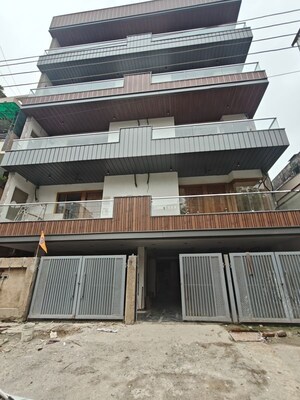 5 BHK Builder Floor – Exterior View View at Indrapuram - for Sale