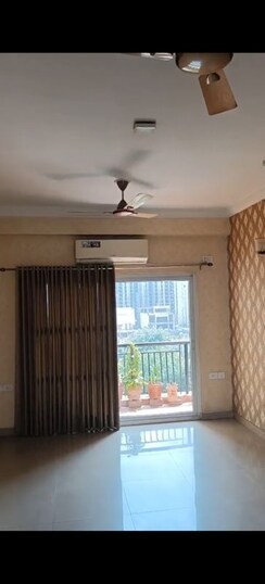 3.5 BHK + Servant Room Apartment For Rent in Antriksh Golf View