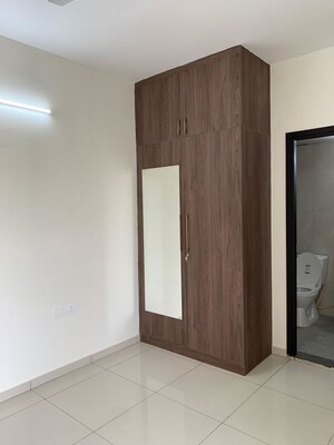 Room in 2.5 BHK Apartment at Shriram Codename Yuva, Budigere – for Rent