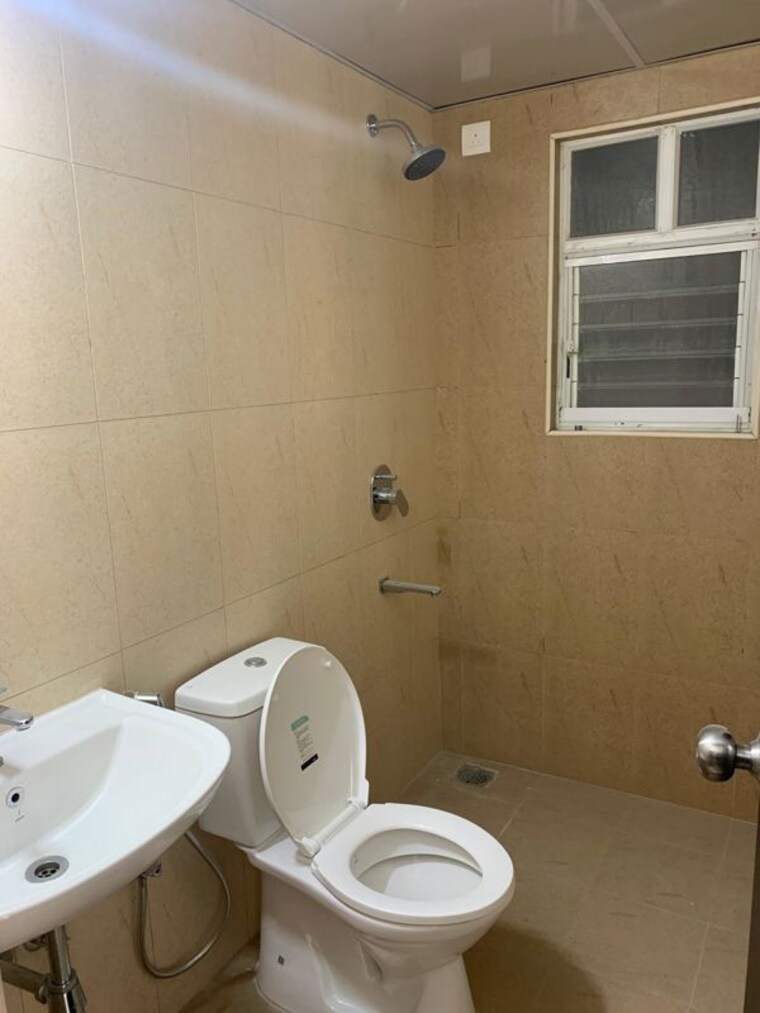 Bathroom, shriram-codename-yuva 2.5 Bedroom 1200 Sq.Ft. Apartment In Budigere Bangalore 10482270
