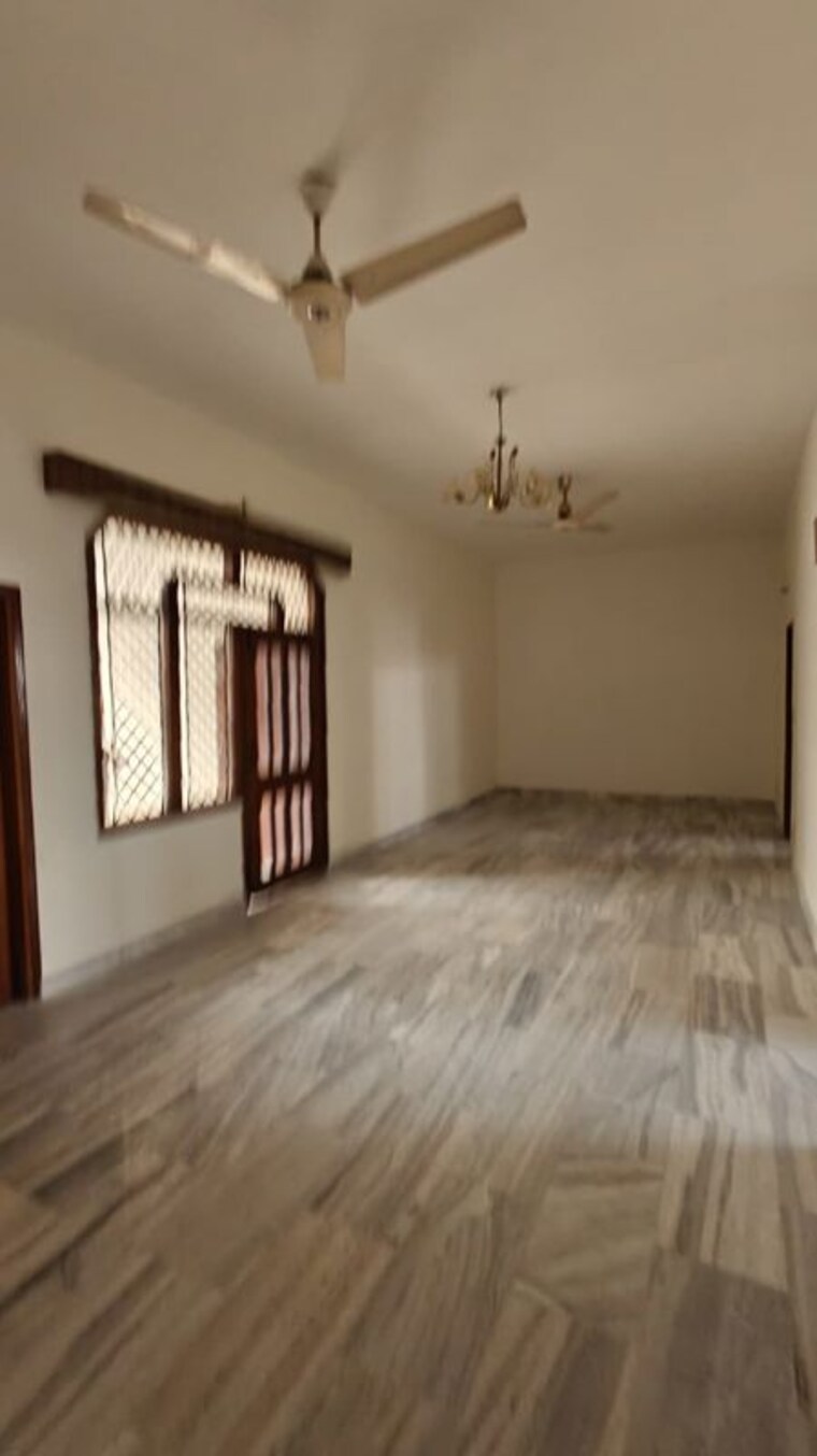 Living Room, sector 10 3 Bedroom 3550 Sq.Ft. Builder Floor In Sector 10 Panchkula 10535533