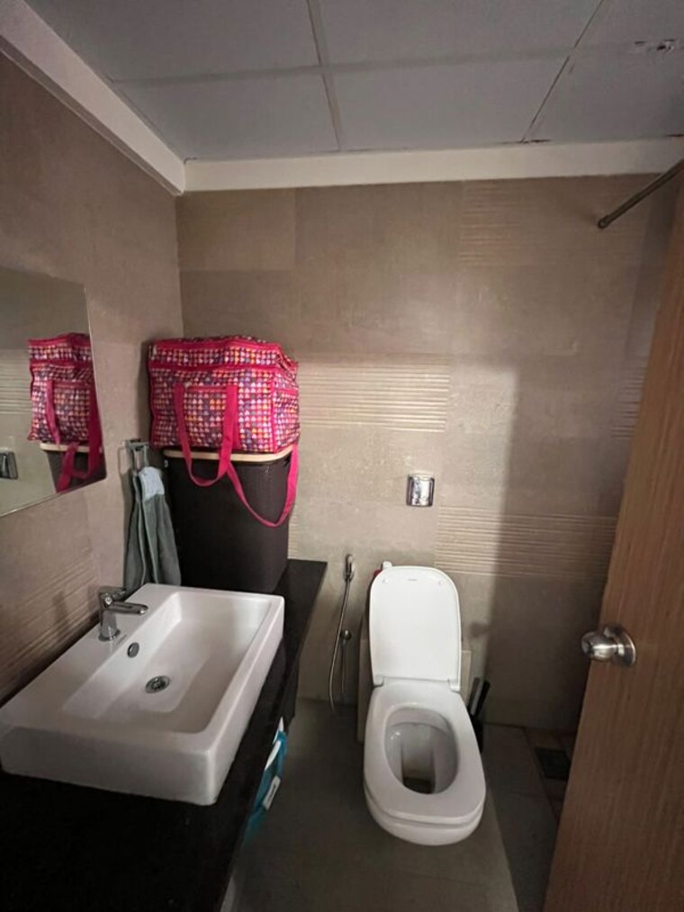 Bathroom, supreme-estia-phase-1 3 Bedroom 1150 Sq.Ft. Apartment In Baner Pune 10533539