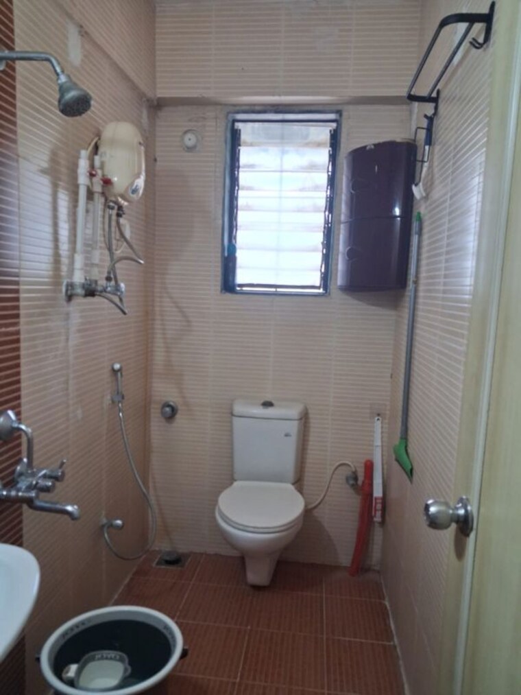 Bathroom, raunak-delight 1 Bedroom 550 Sq.Ft. Apartment In Owale Thane 10535562