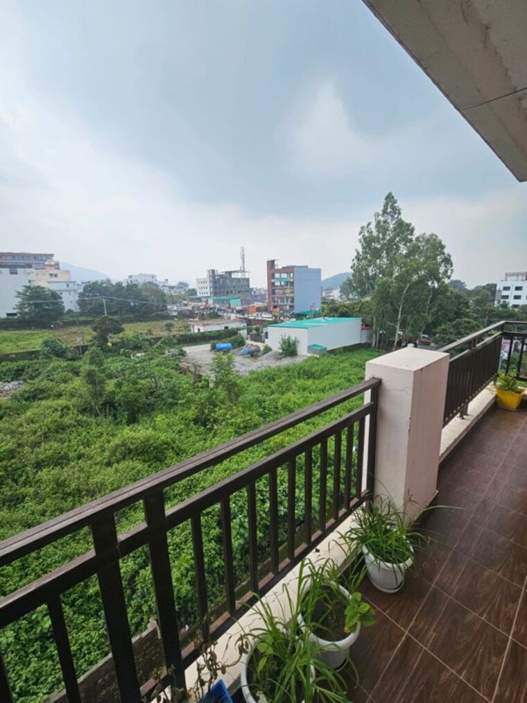 Balcony, sahastradhara 3 Bedroom 1750 Sq.Ft. Builder Floor In Sahastradhara Dehradun 10535580