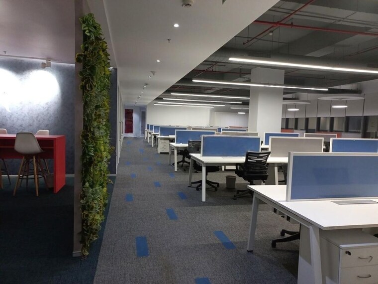  Parking, aundh Commercial Office Space 8000 Sq.Ft. In Aundh Pune 10535596