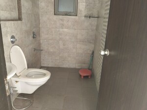 Bathroom in 3.5 BHK Apartment at Amanora Future Towers, Hadapsar – for Rent