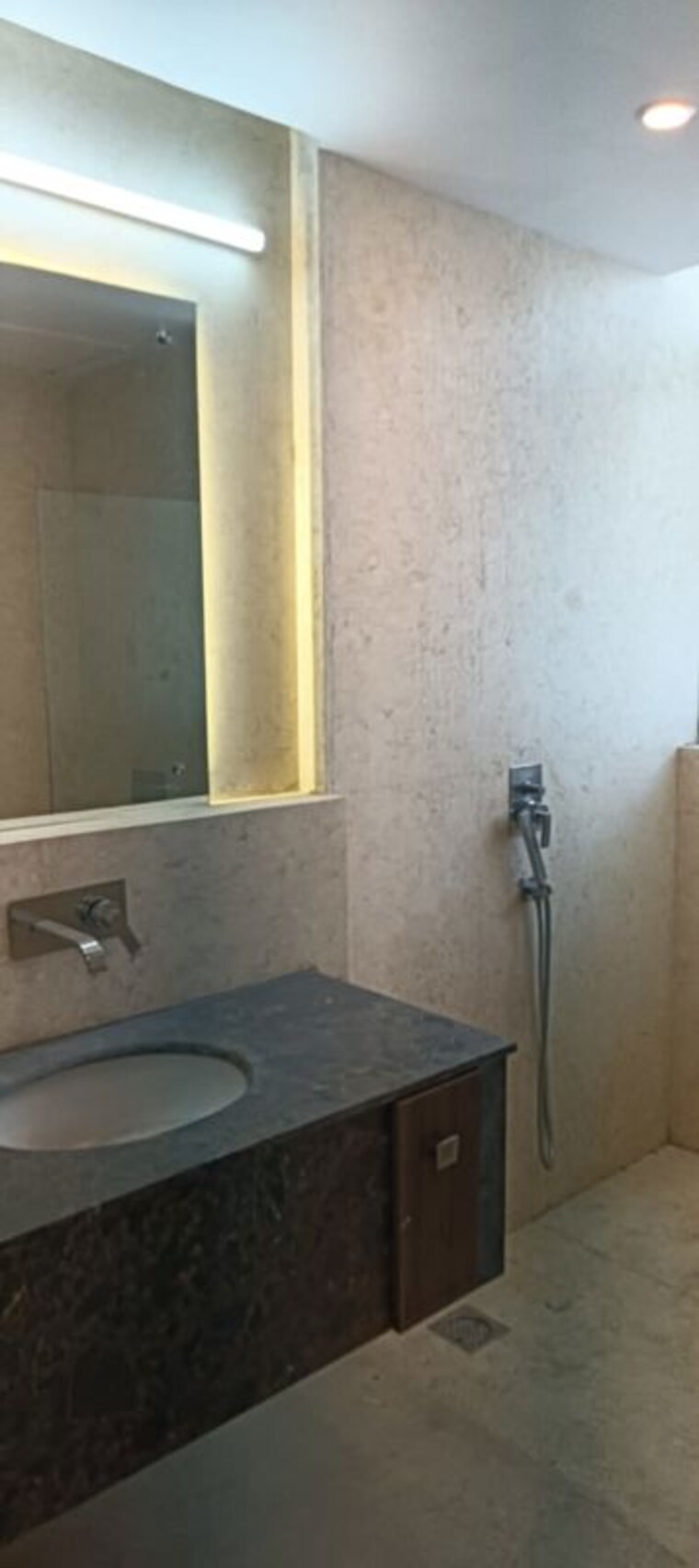 Bathroom, paras-quartier 4 Bedroom 6000 Sq.Ft. Apartment In Gwal Pahari Gurgaon 10535568