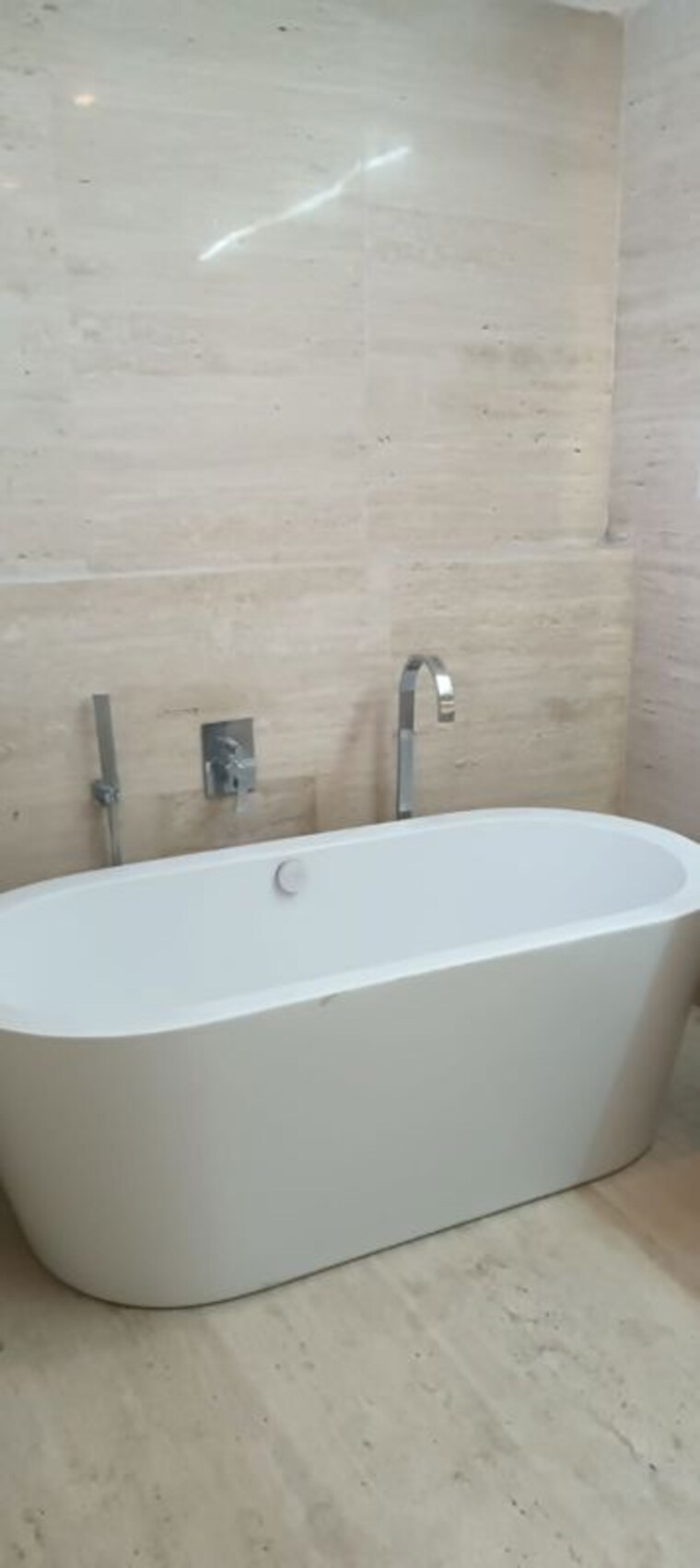 Bathroom, paras-quartier 4 Bedroom 6000 Sq.Ft. Apartment In Gwal Pahari Gurgaon 10535568