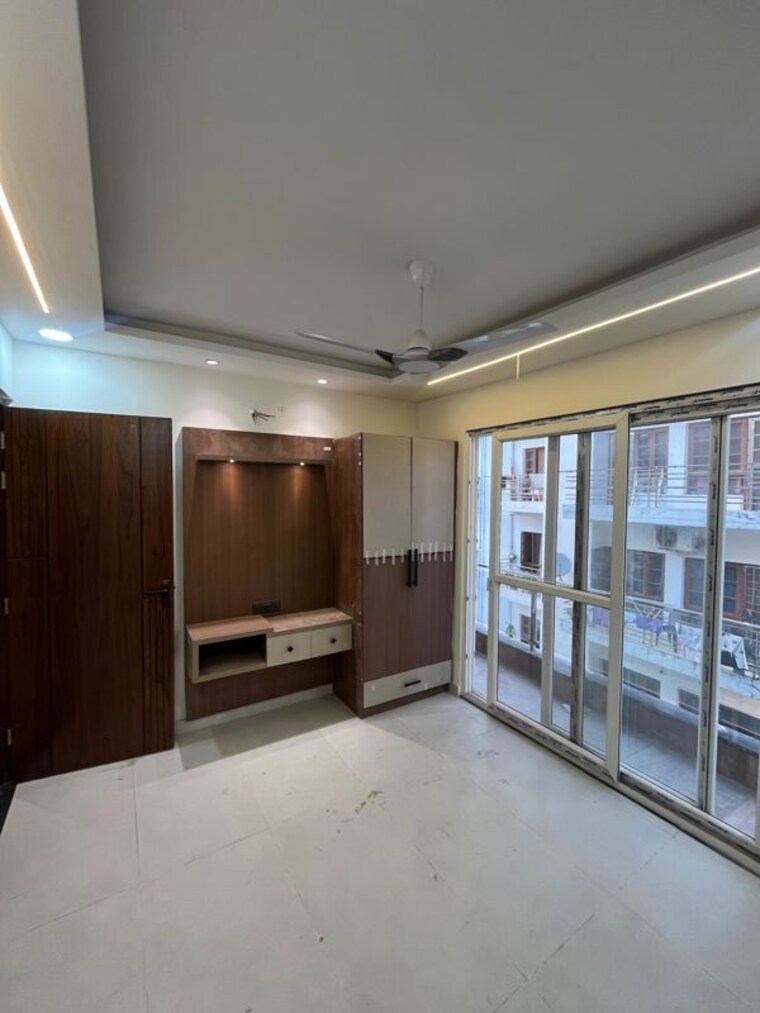 Room, canal road 3 Bedroom 1850 Sq.Ft. Builder Floor In Canal Road Dehradun 10535610