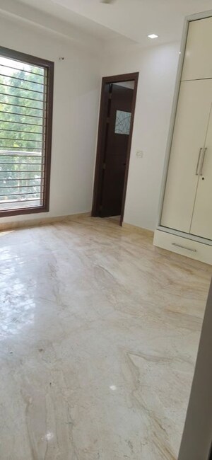 2 BHK Builder Floor For Rent in Vikas Puri