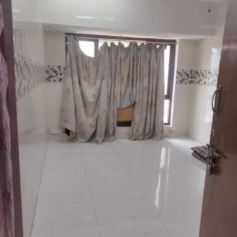 Bathroom, royal-palms Studio 400 Sq.Ft. Apartment In Goregaon East Mumbai 10535651