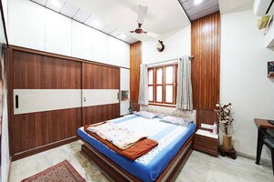 Bedroom in 4 BHK Independent House at Sargasan – for Sale