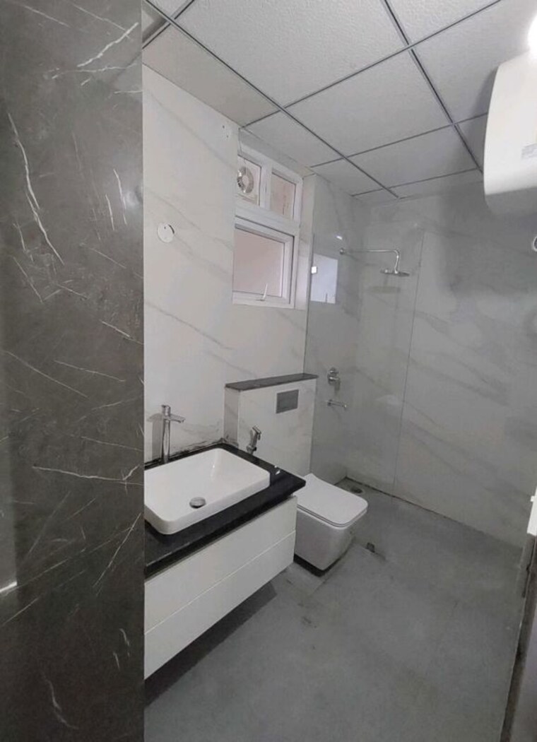 Bathroom, barnala-green-lotus-avenue 3 Bedroom 1917 Sq.Ft. Apartment In Ambala Highway Zirakpur 10535693