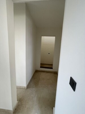 Room in 3 BHK Apartment at Barnala Green Lotus Avenue, Ambala Highway – for Rent