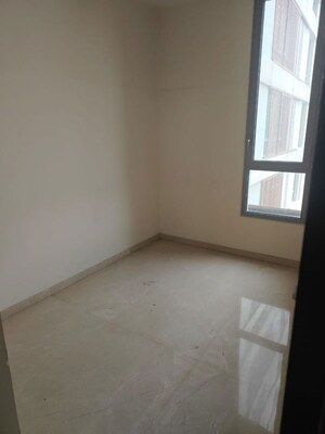 Room in 3 BHK Apartment at Piramal Vaikunth, Balkum Pada – for Sale