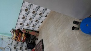 Room in 3 BHK Independent House at Razapur Khurd – for Sale
