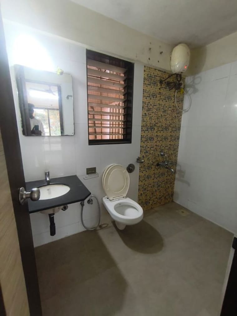 Bathroom, govind dham 3 Bedroom 1470 Sq.Ft. Apartment In Govind Dham Mumbai 10535714