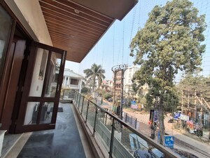 Balcony in 3 BHK Builder Floor at Ansal Plaza Sector-23, Sector 23 – for Rent
