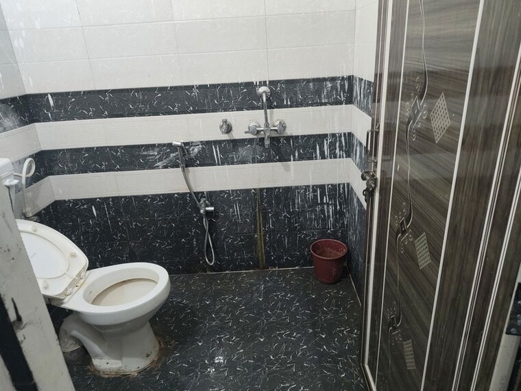 Bathroom, vastu khand 1 RK 450 Sq.Ft. Villa In Vastu Khand Lucknow 10535767