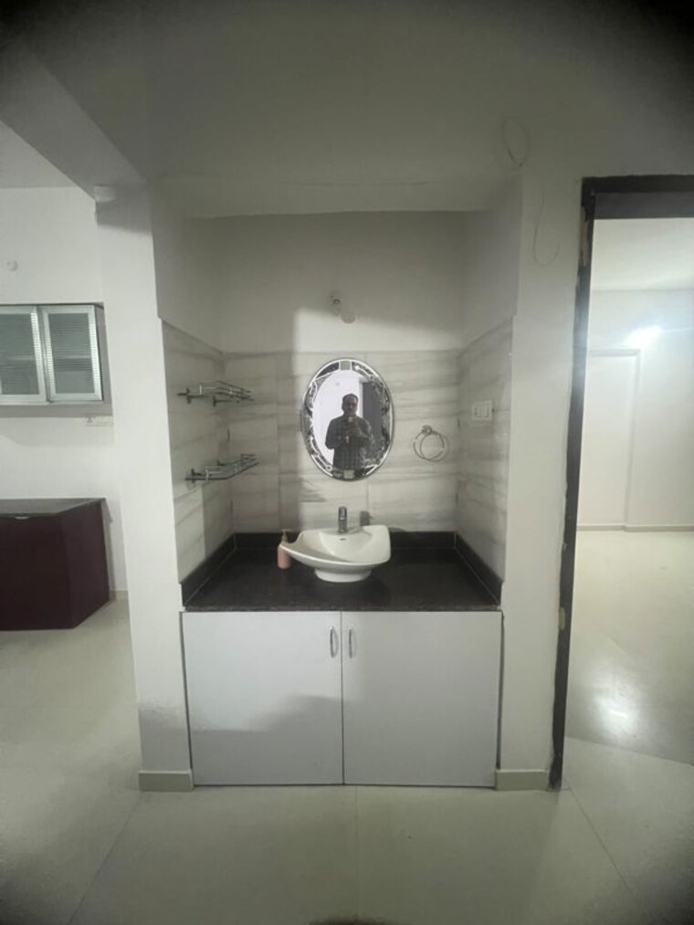 Bathroom, kls-supremus 2 Bedroom 900 Sq.Ft. Apartment In Pashan Pune 10535770
