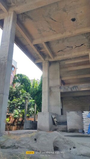  Shop – Exterior View View at Malodi - for Sale