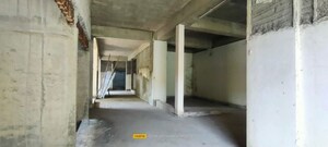 Room in  Shop at Malodi – for Sale