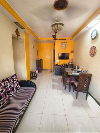 2 BHK Apartment For Sale in Kamal Apartment Teen Hath Naka in Louis Wadi, Thane