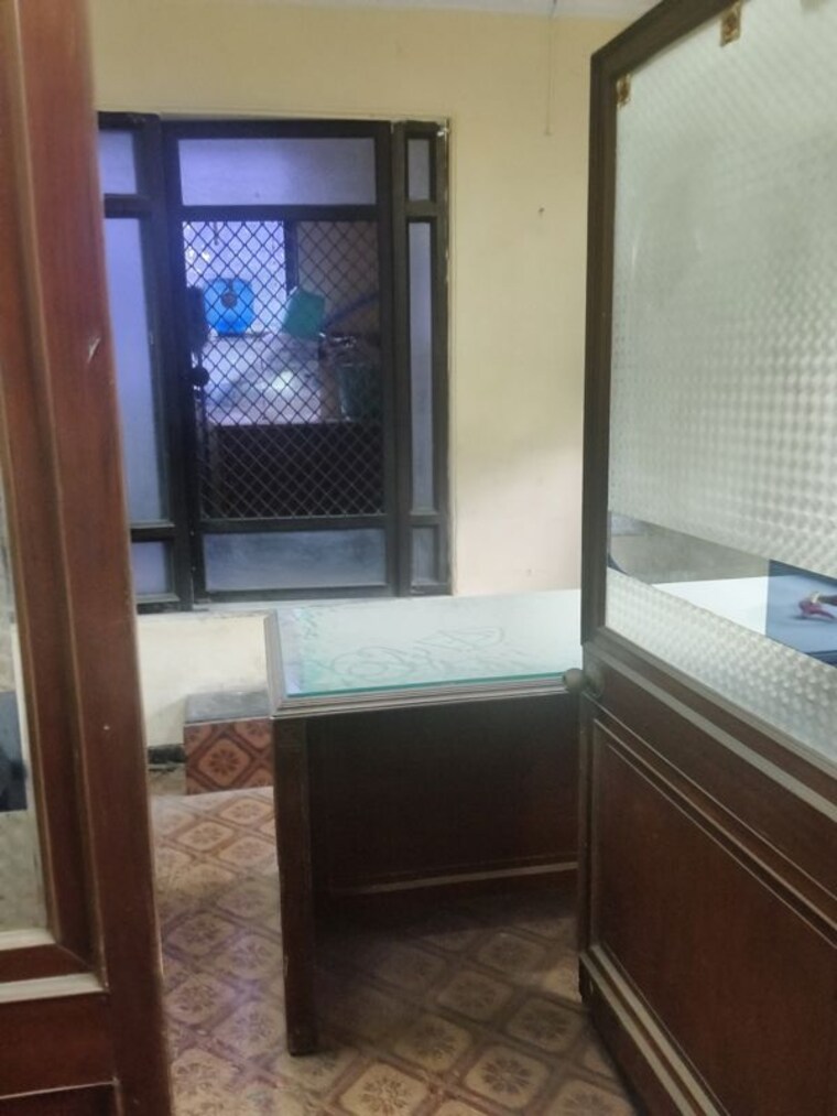 Bathroom, naupada Commercial Office Space 210 Sq.Ft. In Naupada Thane 10535811