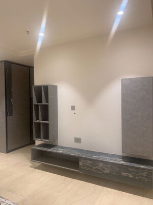 Room in 3 BHK Apartment at Poulomi Avante, Kokapet – for Rent