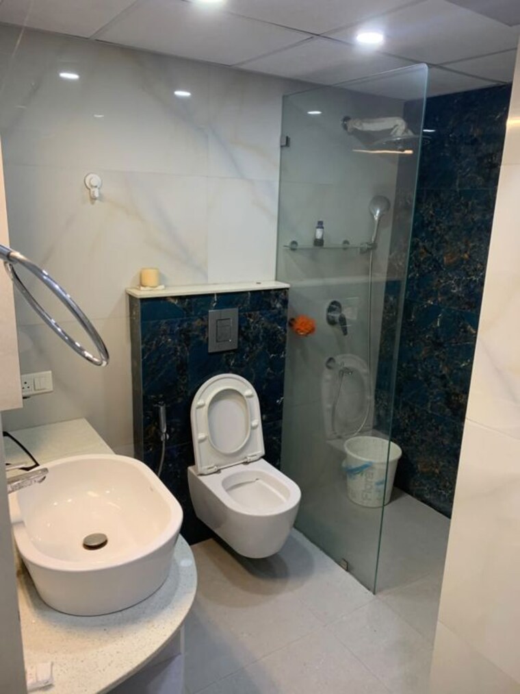 Bathroom, assotech-windsor-court 3.5 Bedroom 2200 Sq.Ft. Apartment In Sector 78 Noida 10535798