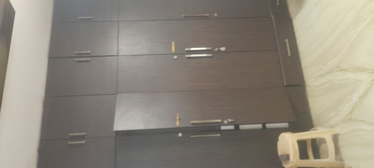 Room, ashok vihar 3 Bedroom 200 Sq.Yd. Builder Floor In Ashok Vihar Delhi 10535820