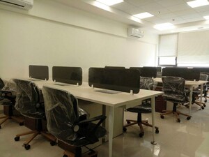  Office Space For Rent in Race Course Road