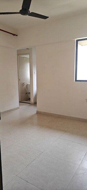 Room in 1 BHK Apartment at Runwal Gardens North Avenue, Dombivli East – for Rent