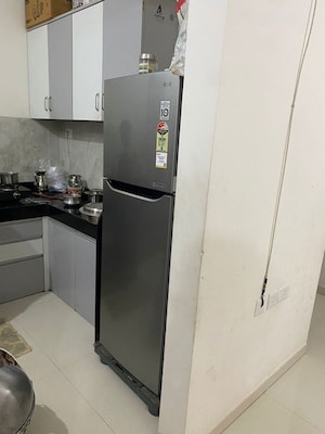 Furnished Amenities in 2 BHK Apartment at Kohinoor Zen Estate, Kharadi – for Sale