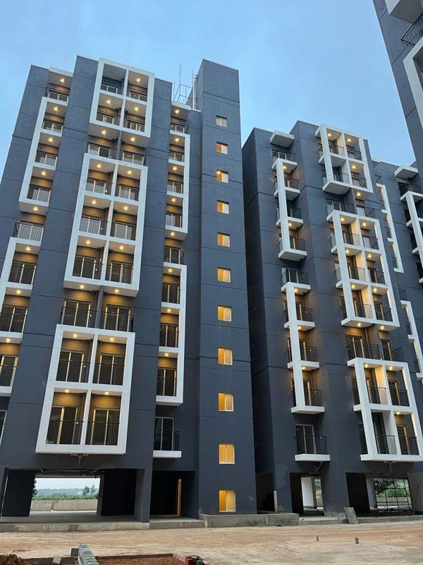 1 BHK 692 Sq.Ft. Apartment in Emprasa
