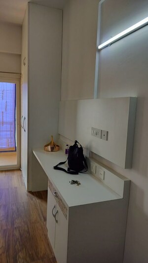 Team Area in 1 RK Apartment at Paramount Golfforeste, Zeta I Greater Noida – for Rent