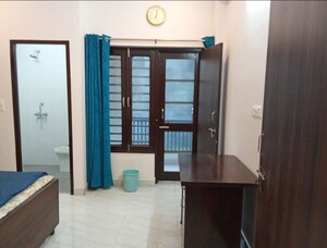 Room in 2 BHK Builder Floor at Pondha – for Rent