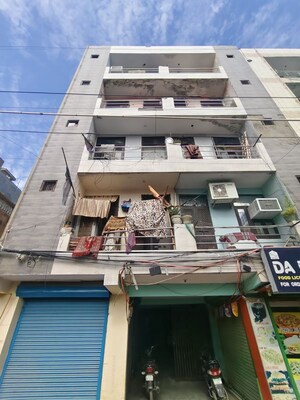  Apartment For Sale in Mohan Garden