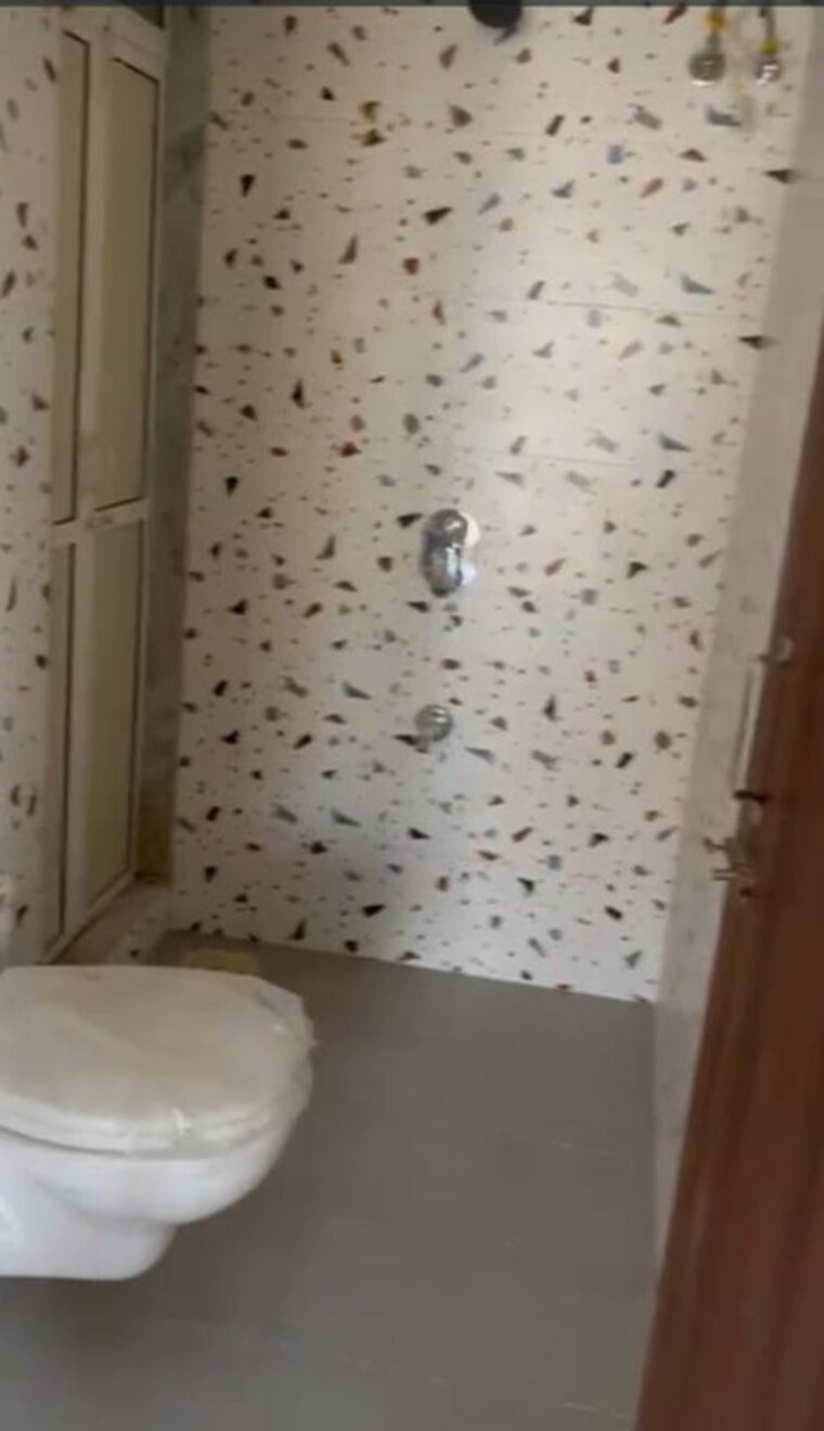 Bathroom, natasha-enclave-vartak-nagar 1 Bedroom 370 Sq.Ft. Apartment In Vartak Nagar Thane 10535872
