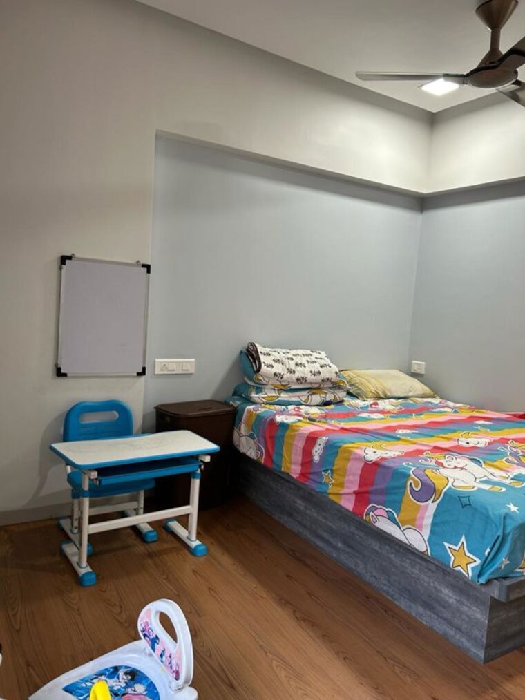 Bedroom, bhosale nagar 3 Bedroom 1300 Sq.Ft. Apartment In Bhosale Nagar Pune 10535917