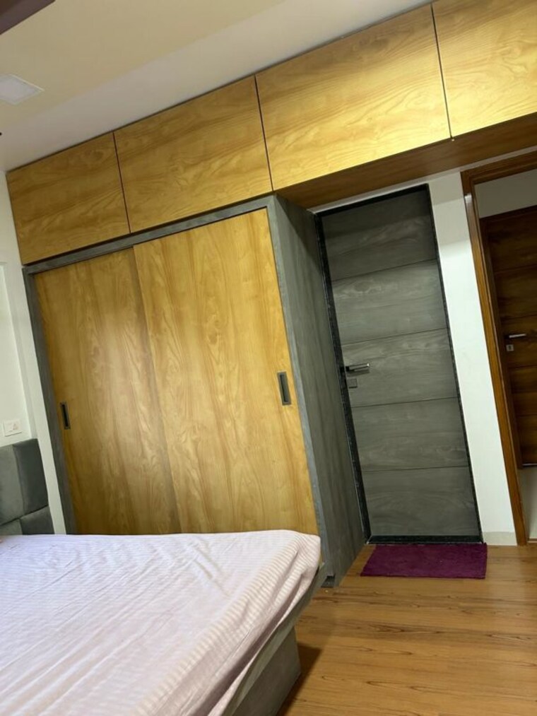 Room, bhosale nagar 3 Bedroom 1300 Sq.Ft. Apartment In Bhosale Nagar Pune 10535917